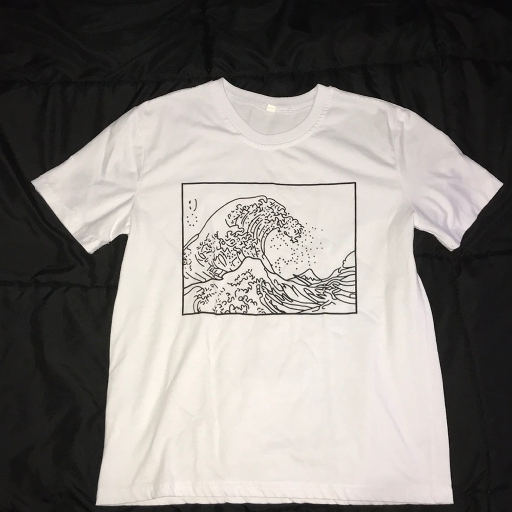 Wave Tee